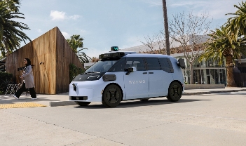 Waymo自动驾驶出租车业务急速扩张估值或超千亿 Waymo自动驾驶出租车业务急速扩张估值或超千亿