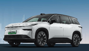 合资品牌新能源车反击战:黑马频出与失意者并存的2025年市场格局 合资品牌新能源车反击战:黑马频出与失意者并存的2025年市场格局