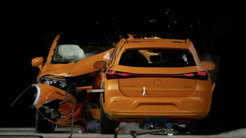 新能源车险保费终于迎来拐点,主机厂抢滩千亿市场 新能源车险保费终于迎来拐点,主机厂抢滩千亿市场