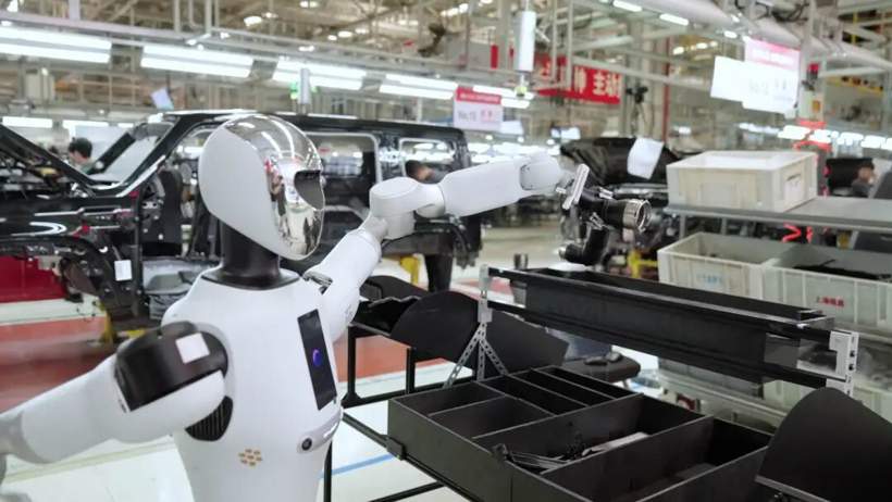 银河通用机器人与百达精工战略合作 千台具身智能机器人进军精密制造